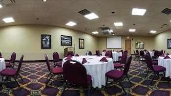 Holiday Inn Port Arthur Park Central By IHG 56/64