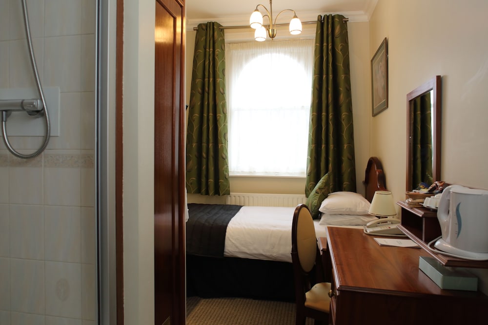 Kensington Gardens Hotel 29/38