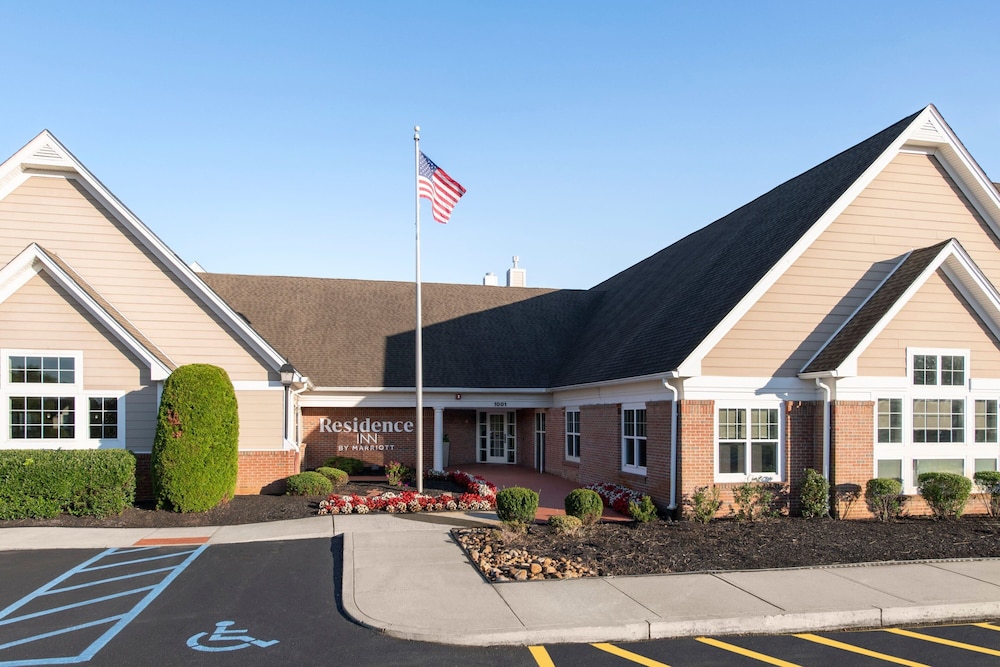 Residence Inn Mt Laurel At Bishop S Gate 35/40