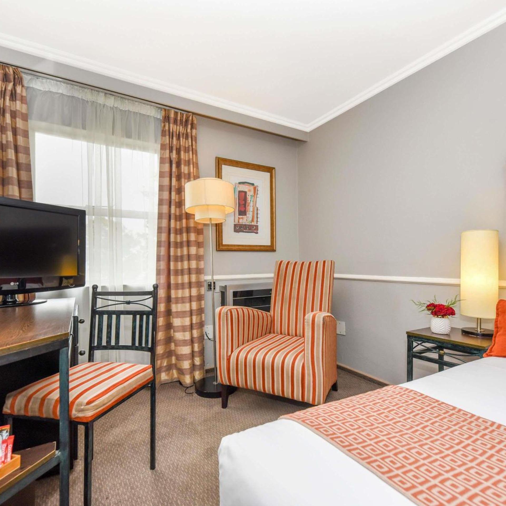 غرفة قياسية بسرير كينج، Mercure Johannesburg Midrand 7/10