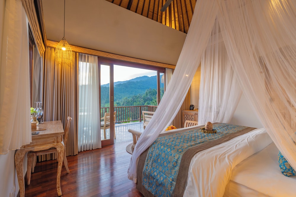 Royal, Pool, Villa, King Bed, Hot Tub