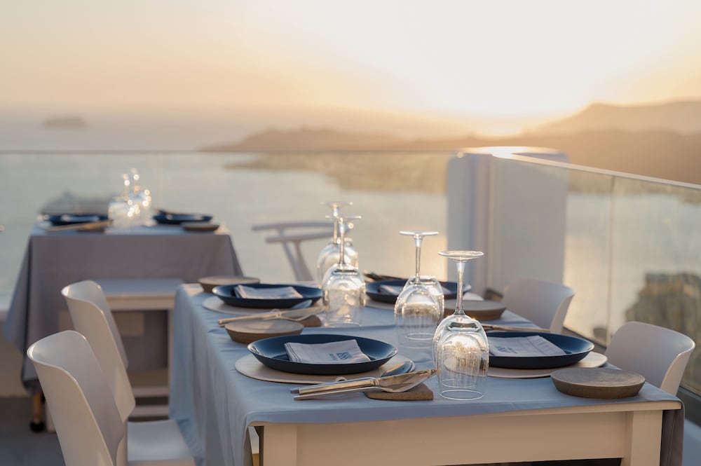 Apeiron Blue Santorini - Adults Only 45/50