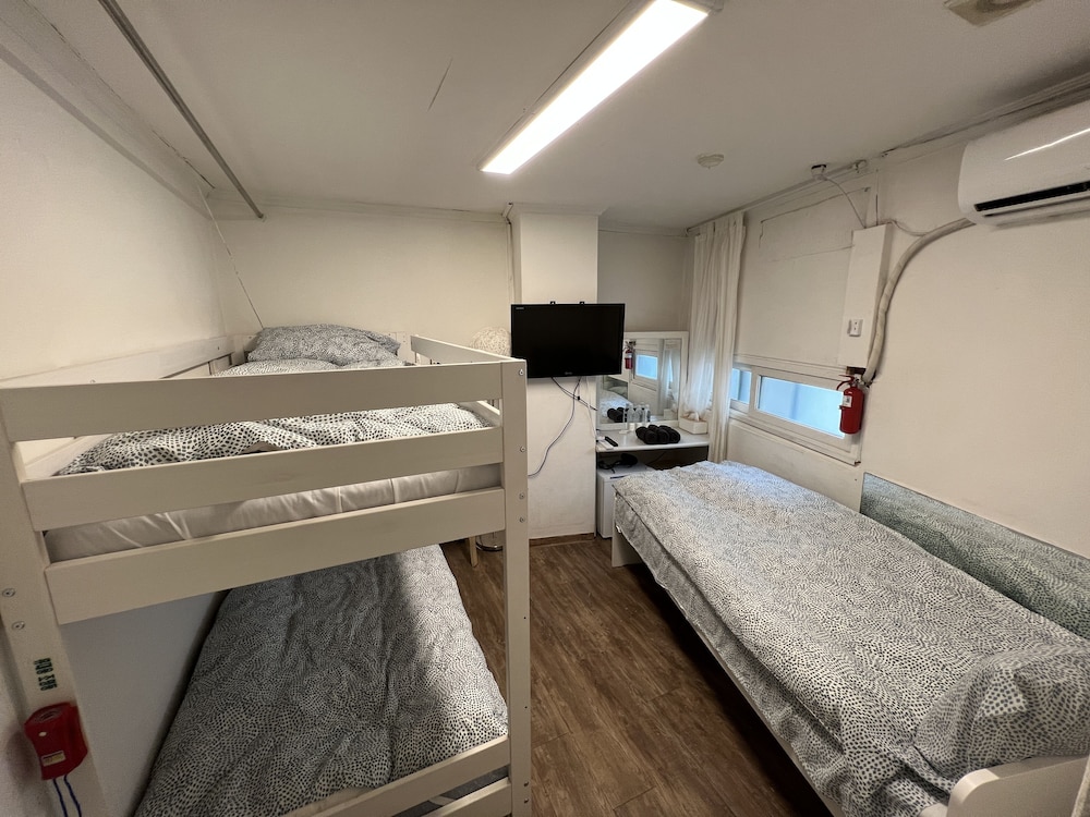 Hostel Metro 29/51