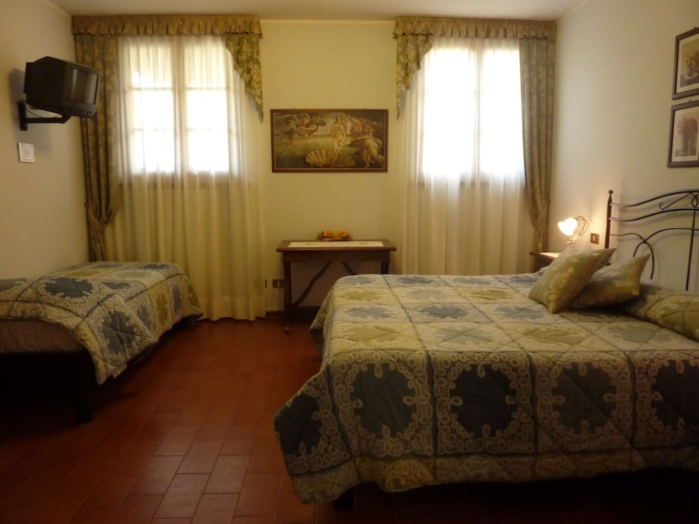 Casale Virgili 11/57