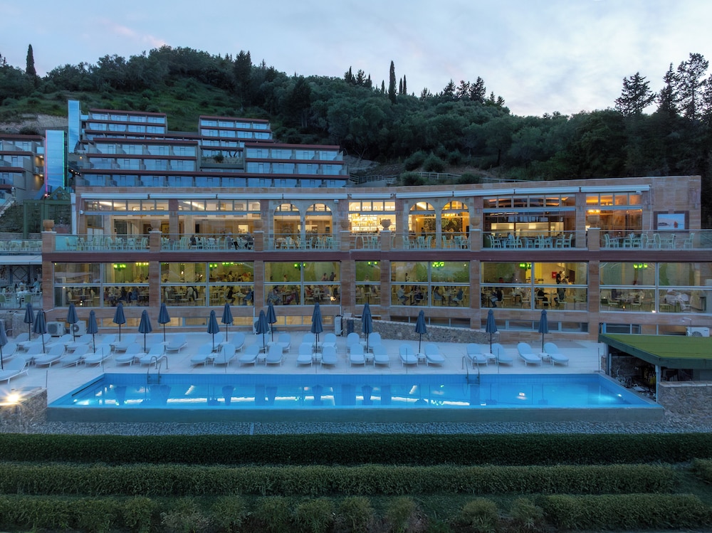 Mythos Panorama Hotel - Adults only in Pikoulatika