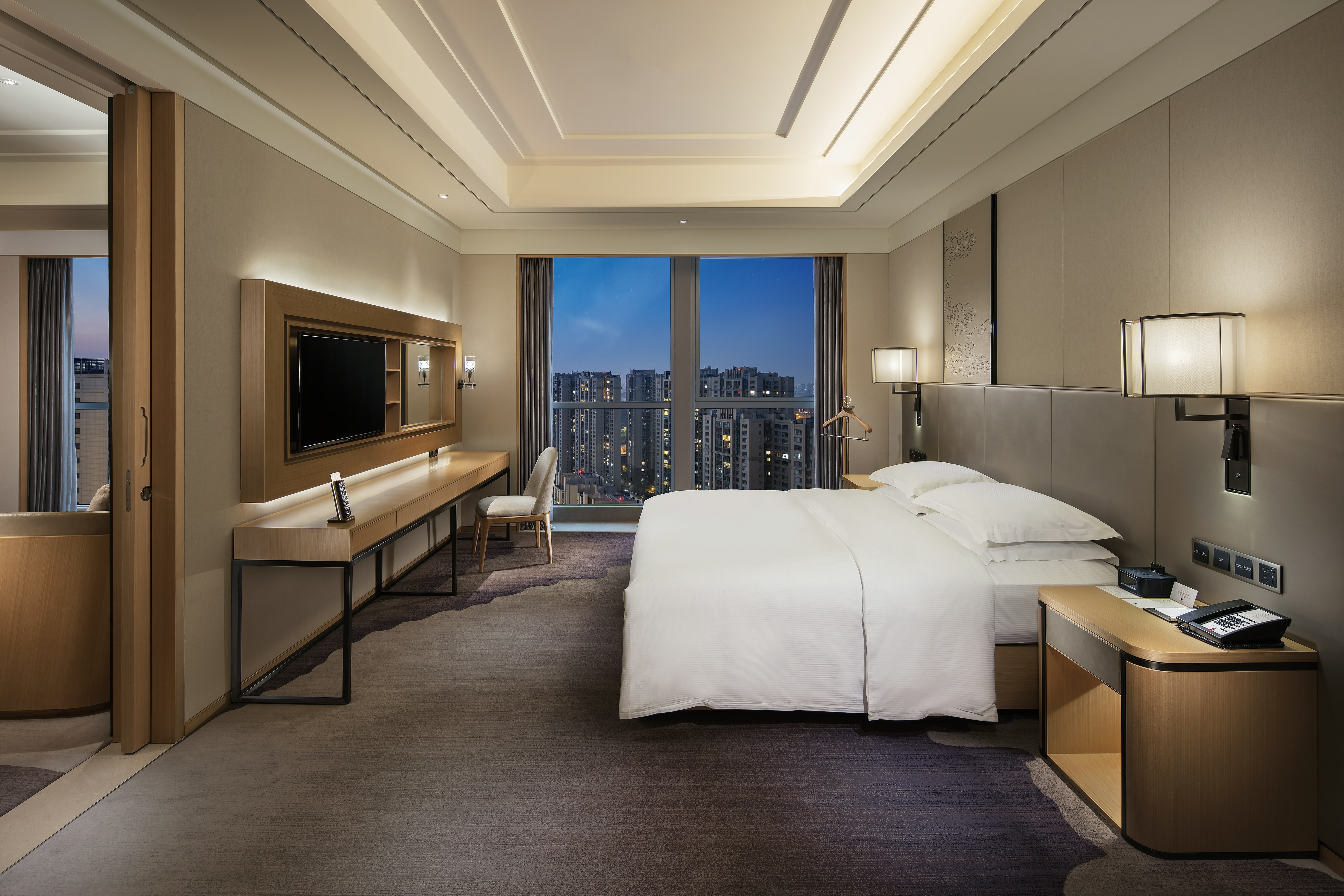 جناح ديلوكس بسرير كينج بغرفة نوم واحدة، Hilton Chengdu - Longquanyi 3/6
