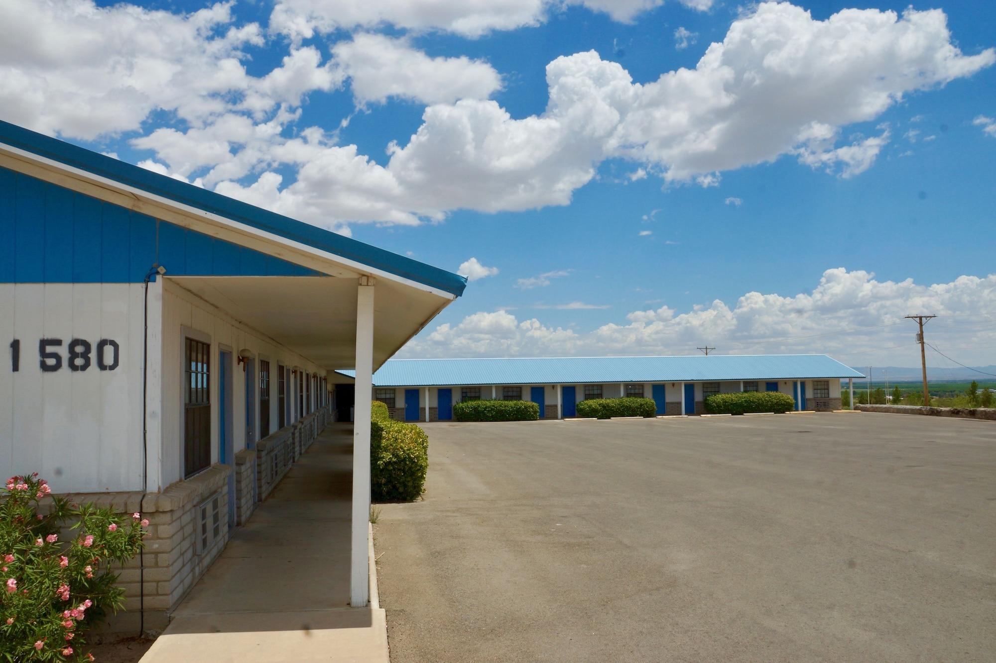 Cotton Valley Motel 1/12