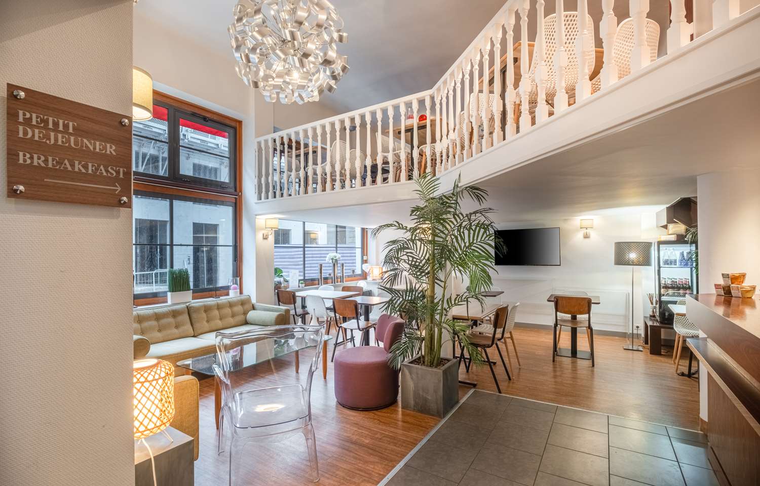 Sure Hotel by Best Western Lorient Centre 45/64