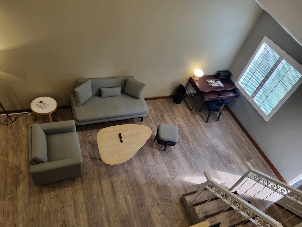 Pesona Alam Resort & Spa 33/50