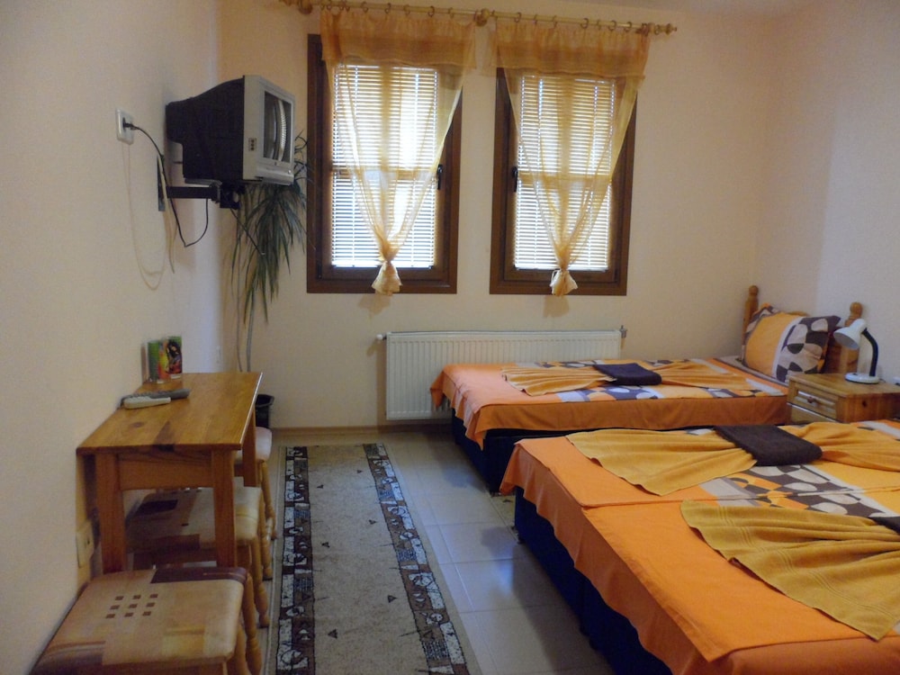 Hotel Varusha 16/43