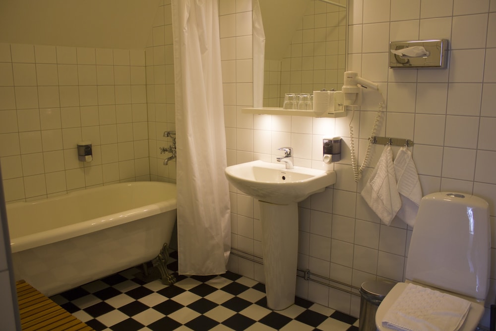 Blommenhof Hotel 9/42