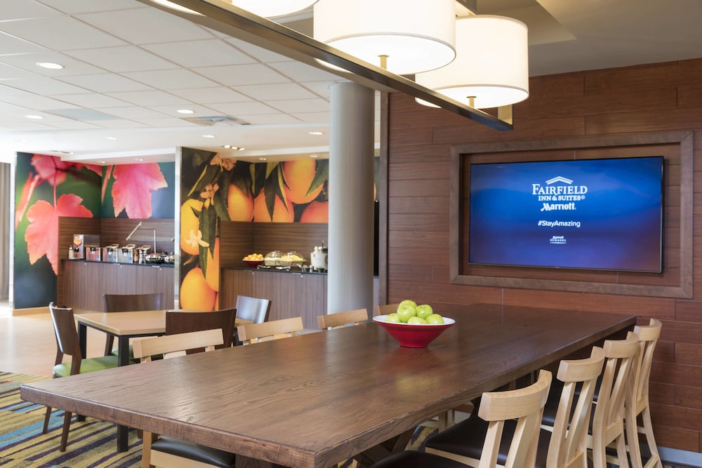 Fairfield Inn and Suites Orlando Kissimmee/Celebration 24/30