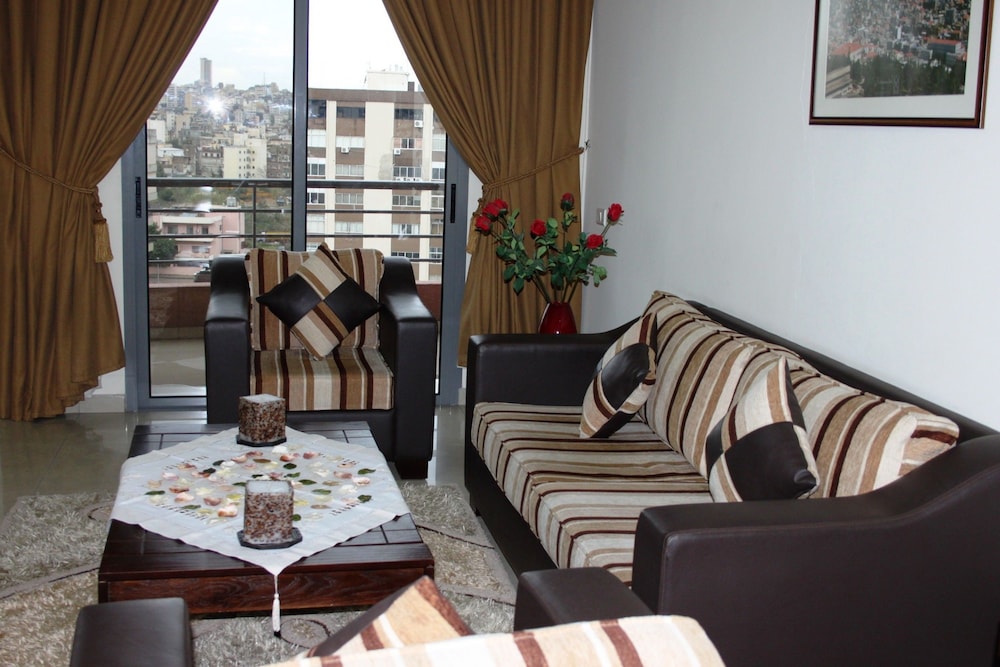 GARDEN CITY RESIDENCE 26/30