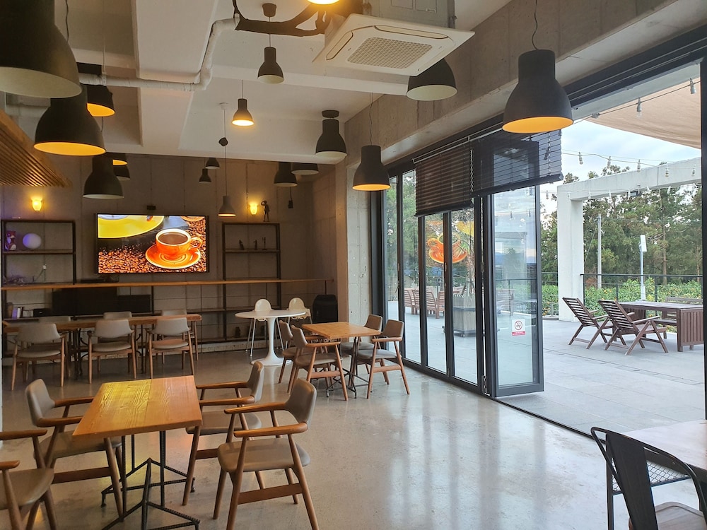 Hotel Stay Interview Jeju 31/50