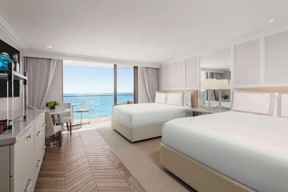 Premium, Studio, 2 Queen Beds, Ocean Front، Surf and Sand Hotel 2/10