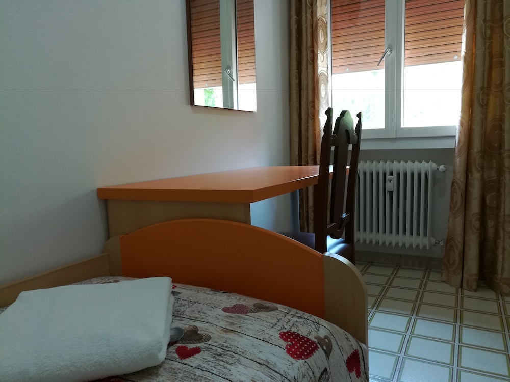 Venice Amazing House 24/48