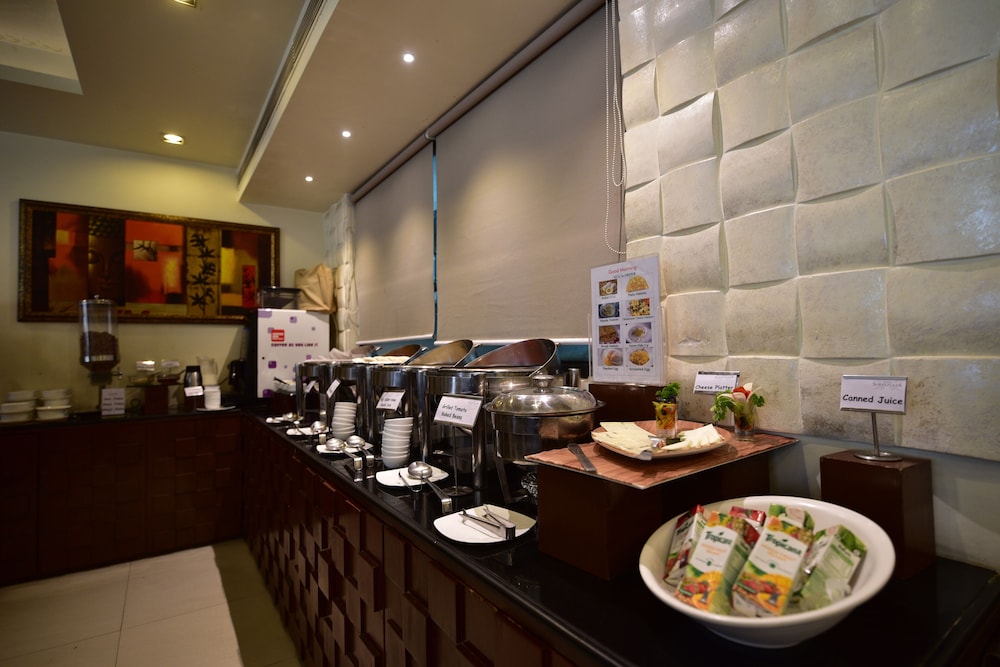 HOTEL SURYA PLAZA 42/46