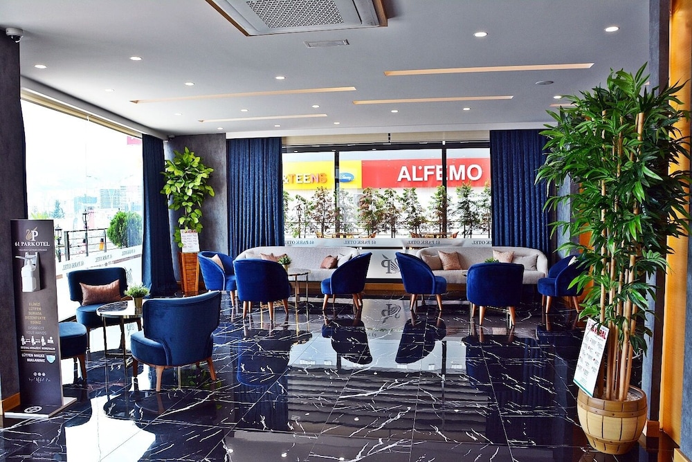 61 Park Hotel 4/51