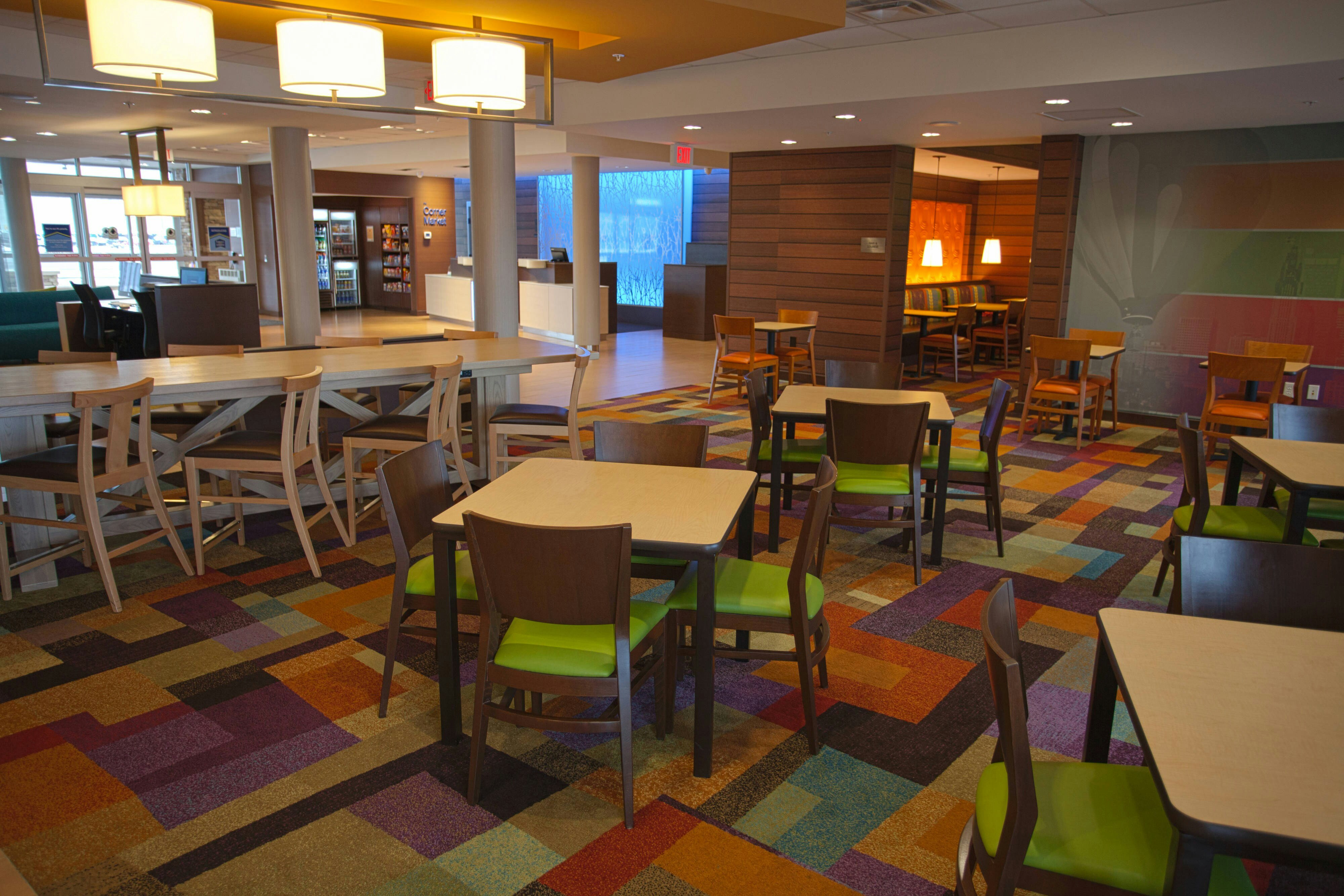 Fairfield Inn & Suites By Marriott Columbus Airport 16/18