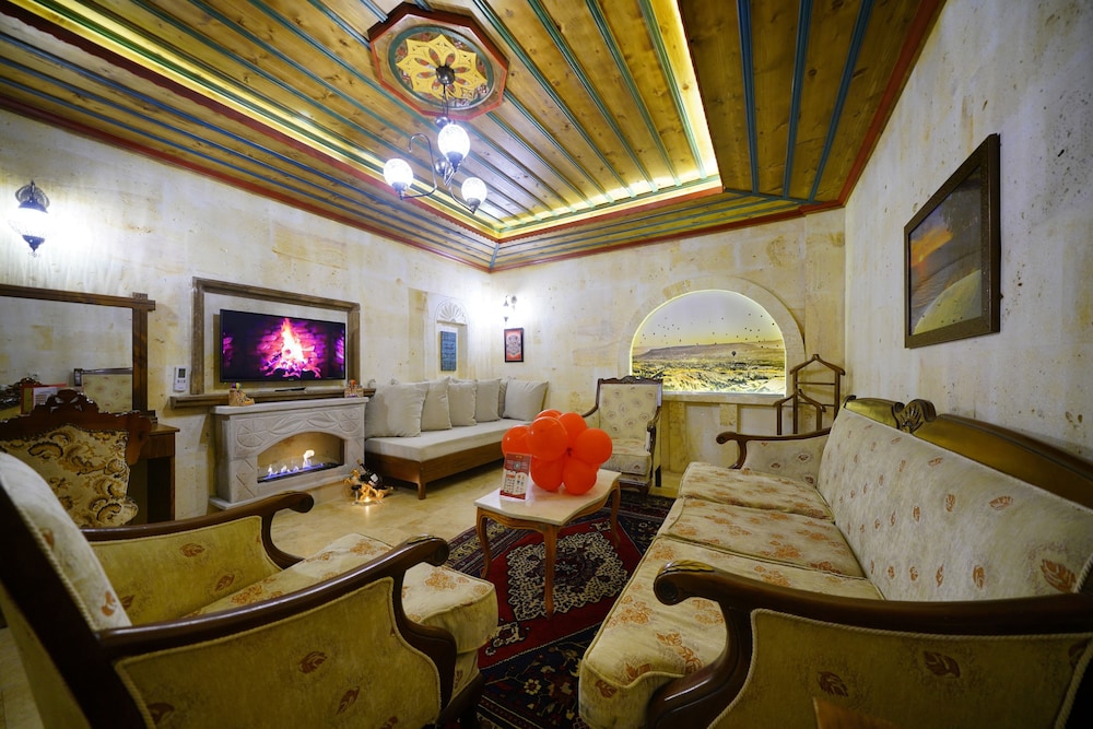 Balloon Cave Hotel 25/45