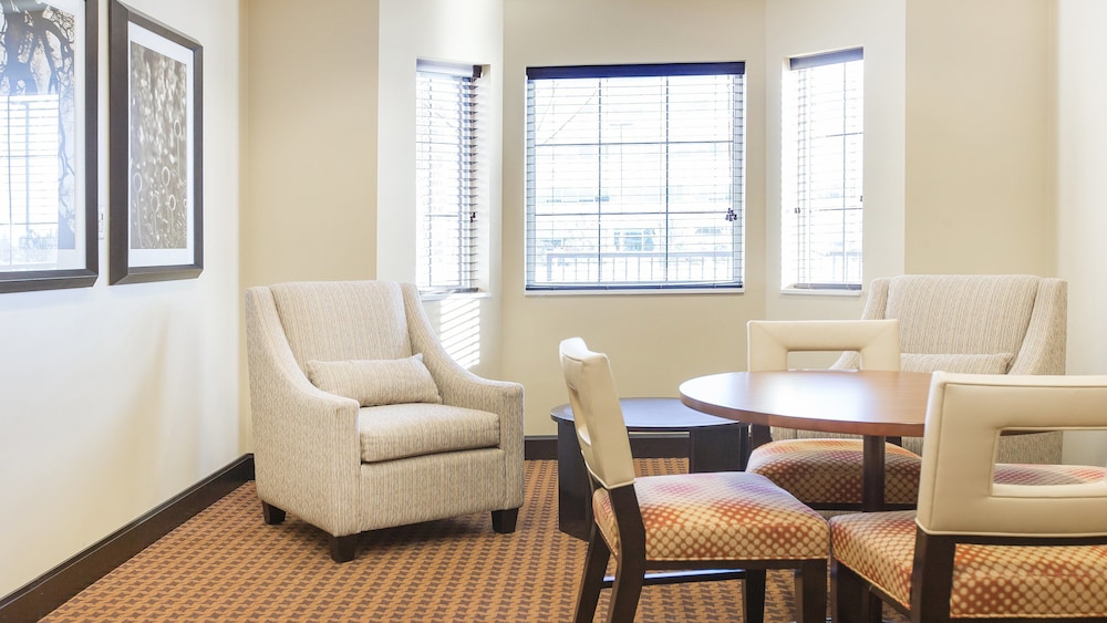 Staybridge Suites West Edmonton 45/78