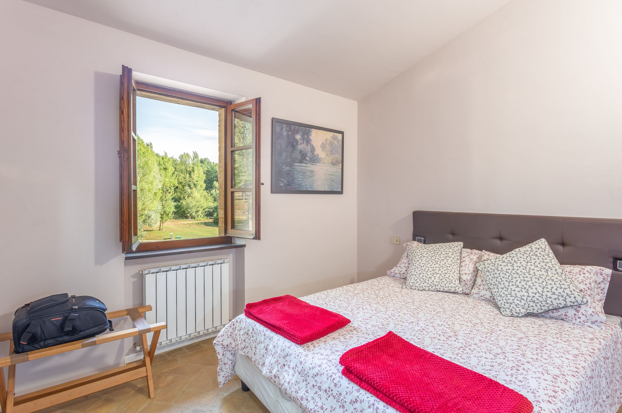 STANDARD, DOUBLE OR TWIN BED
