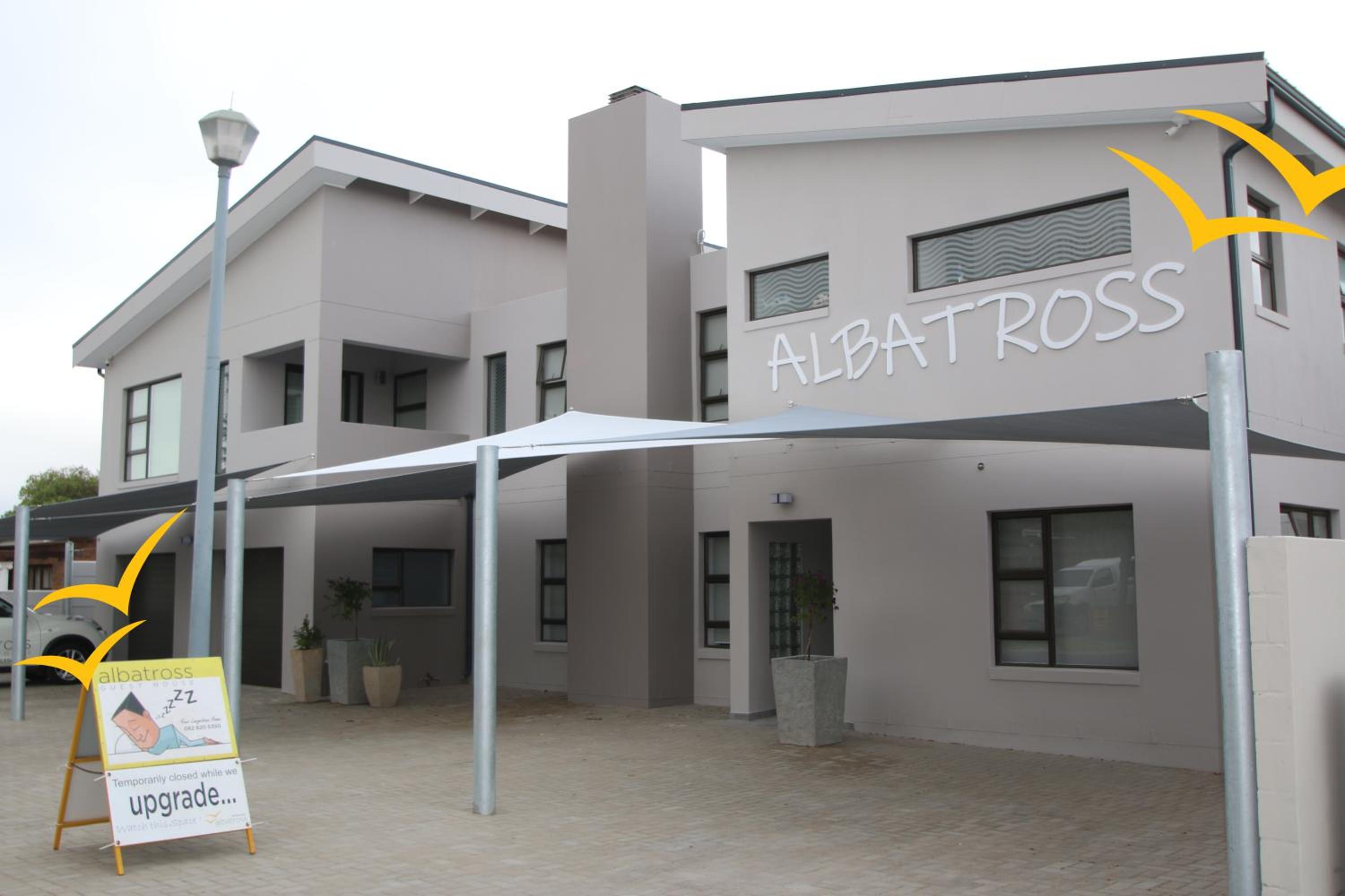 Albatross Guest House 2/40