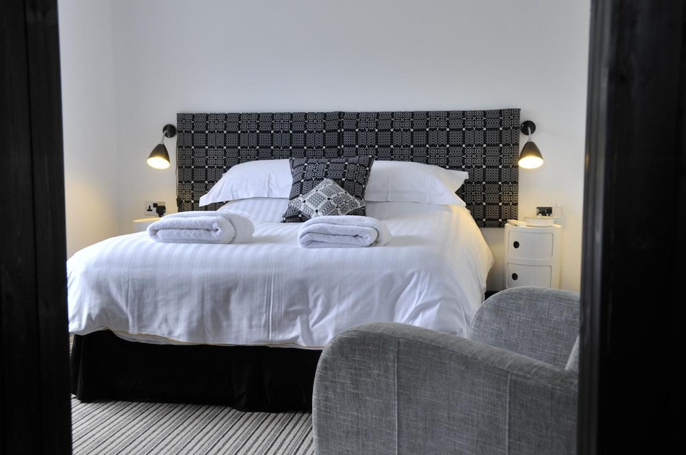 manorhaus Llangollen 26/50