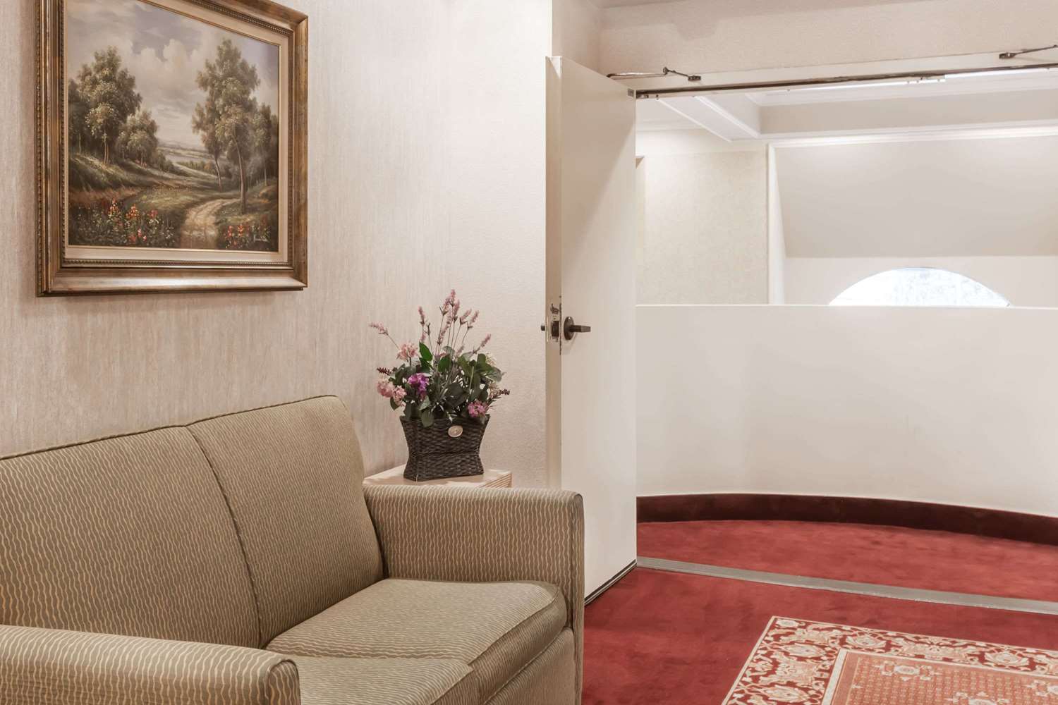 Ramada by Wyndham Bakersfield North 7/44