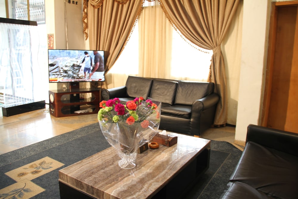 Emmad Furnished Hotel 29/50