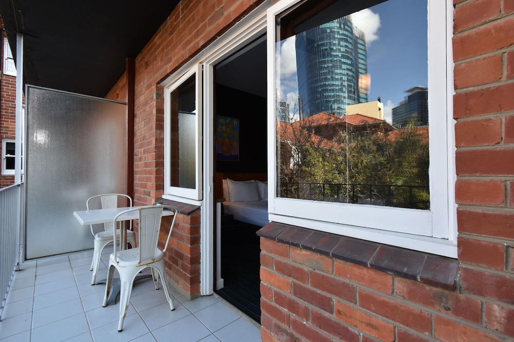 Riverview On Mount Street 18/46