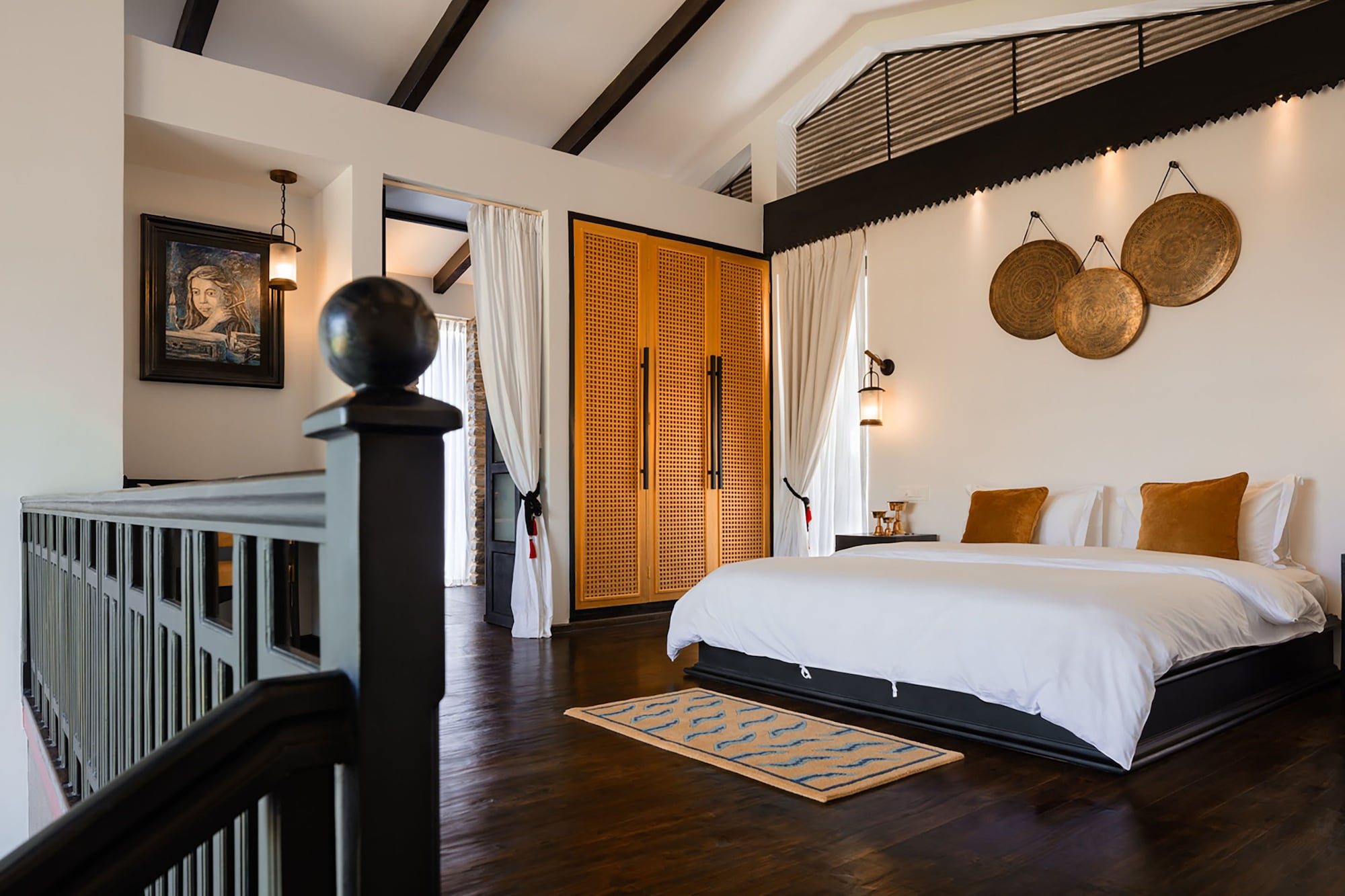 Pavilion, Chalet, King Bed