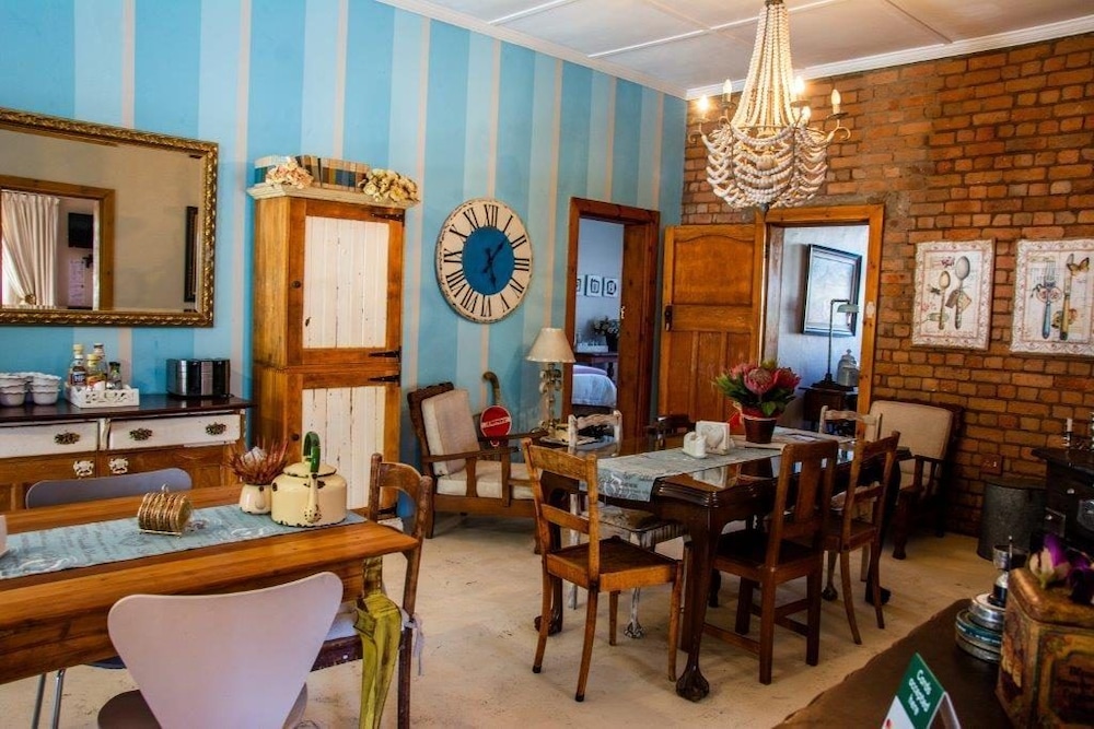 Mirabel Guesthouse 27/39