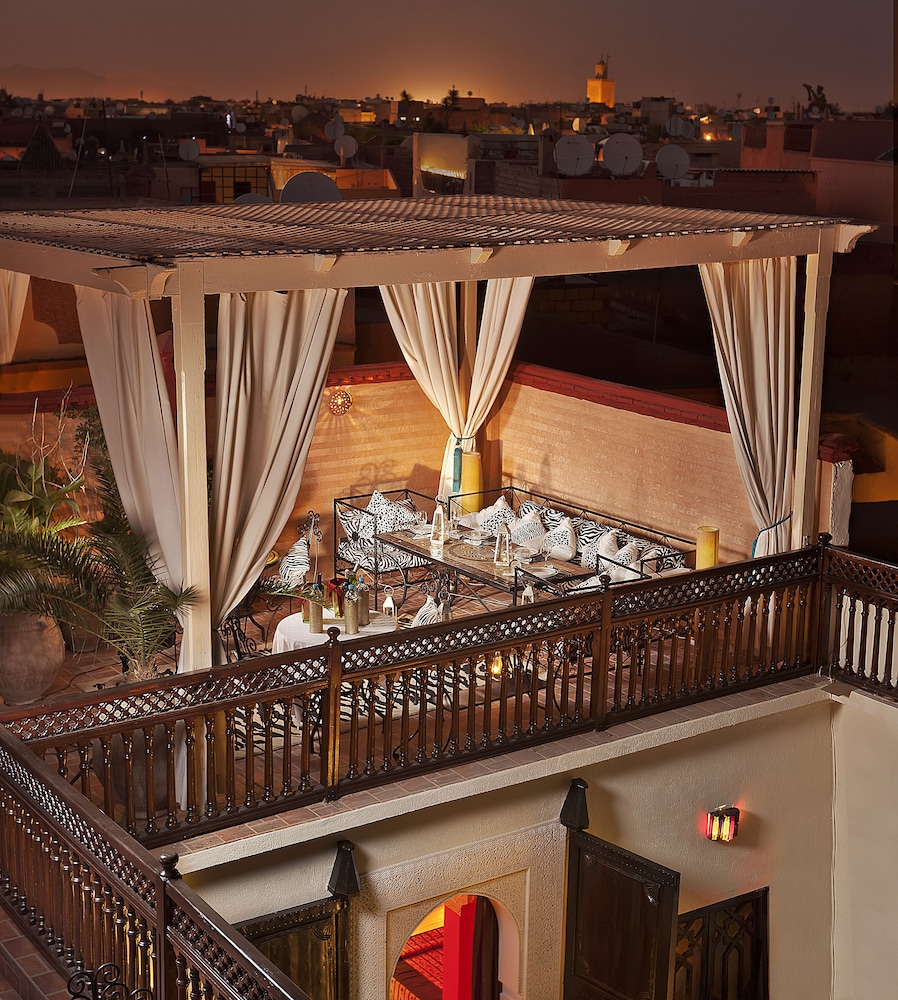Riad 58 Blu 4/50