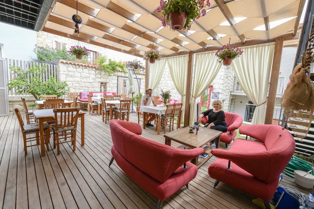 Alacati Cona Butik Otel 23/50