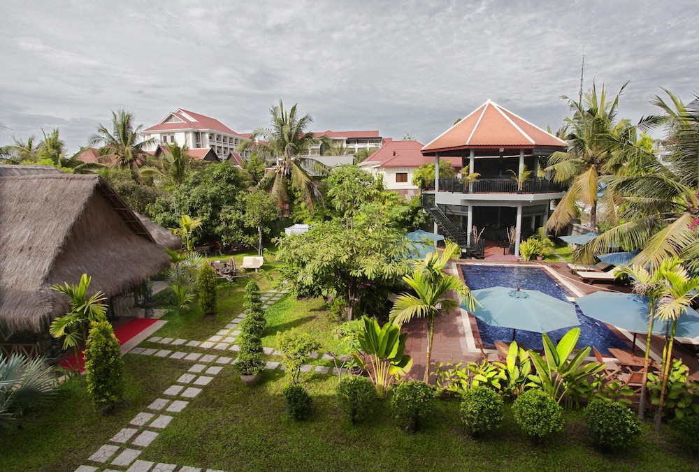 Reveal Angkor Boutique Hotel 61/66