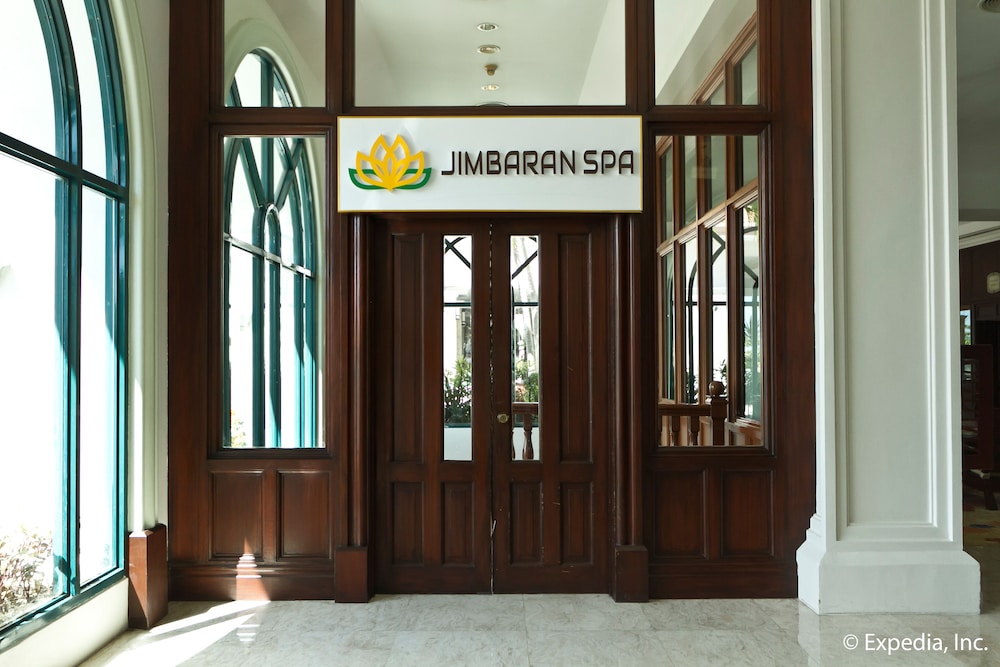 Waterfront Airport Hotel Casino Mactan 7/50
