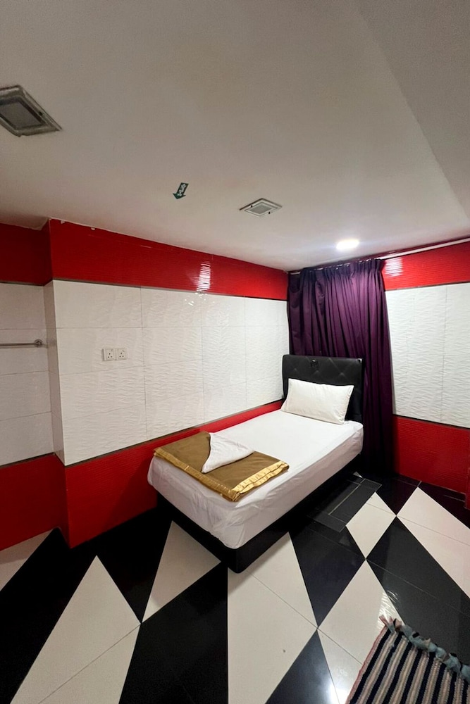 Batu Caves Business Hotel 10/21