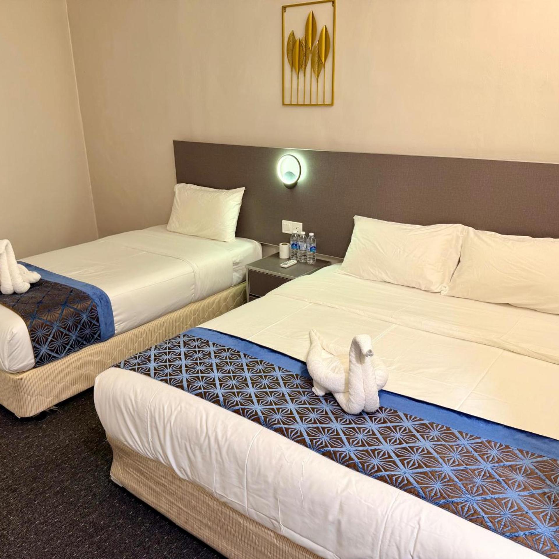 OYO 44043 First Garden Hotel 42/54