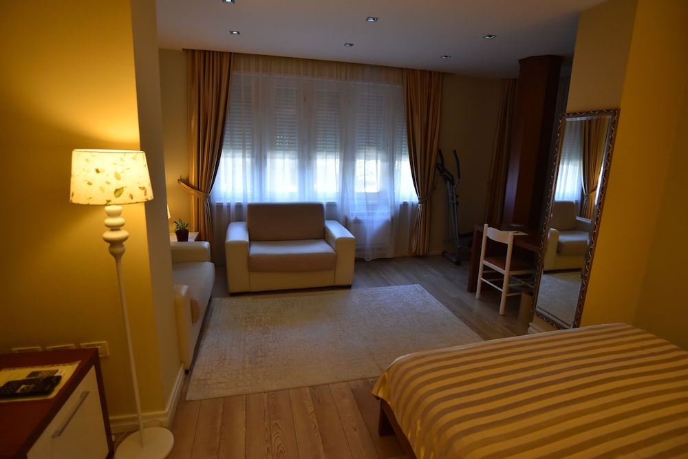Hotel Sokrat 16/38