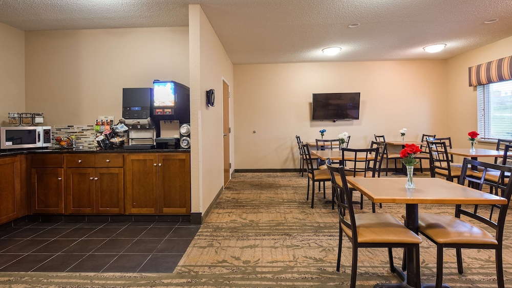 Best Western Nebraska City Inn 32/36