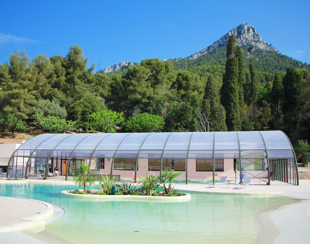 Domaine des Gueules Cassees 44/50
