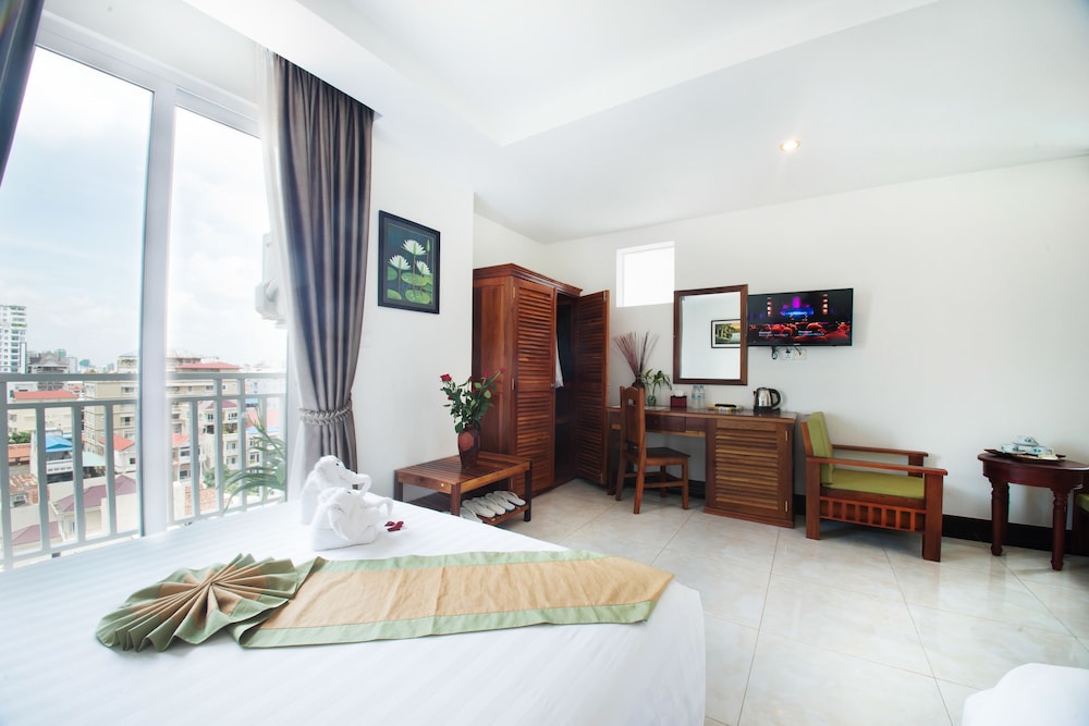 RELAX HOTEL 6/55