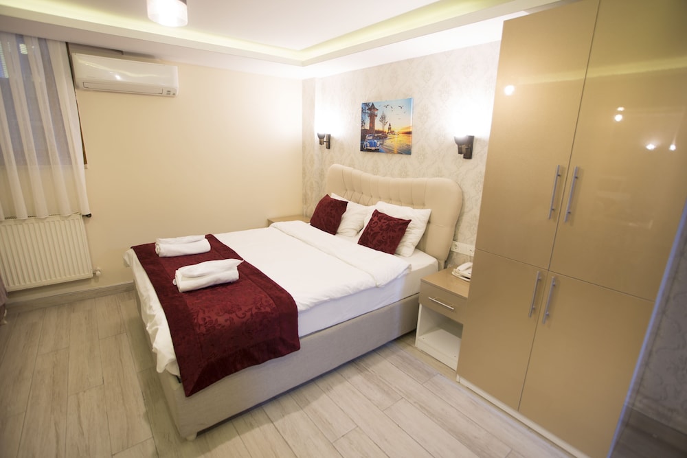 1 BEDROOM, SUPERIOR, SUITE