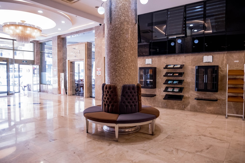 Selcuk Hotel Sems I Tebrizi 79/93