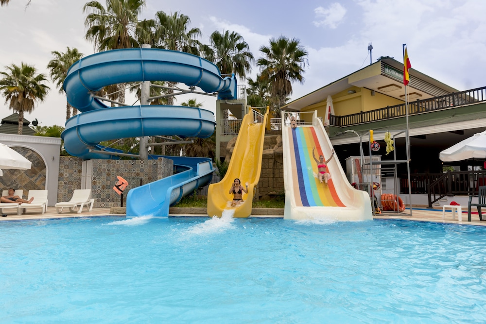 Holiday Garden Resort 30/40