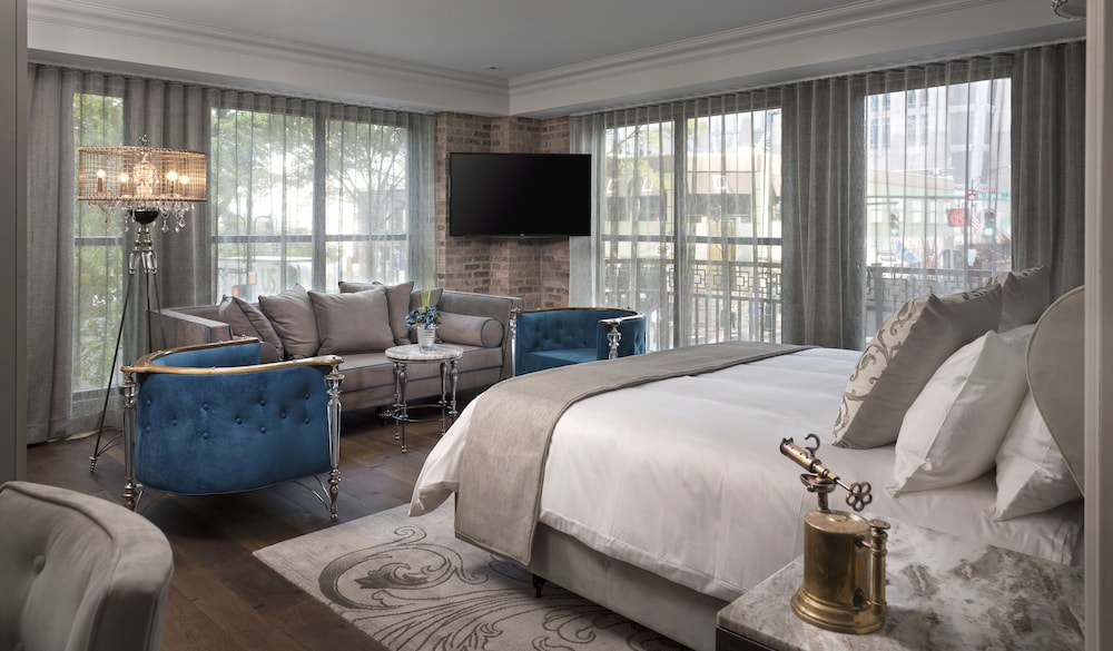 The Ivey's Hotel 20/68