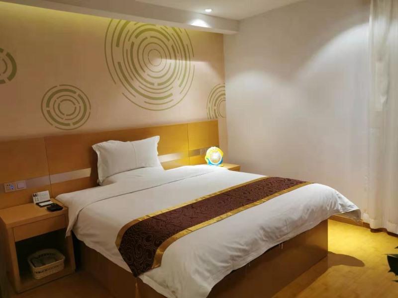 GreenTree Xining Chengzhong Area Dongguan Street Street Hotel 11/32