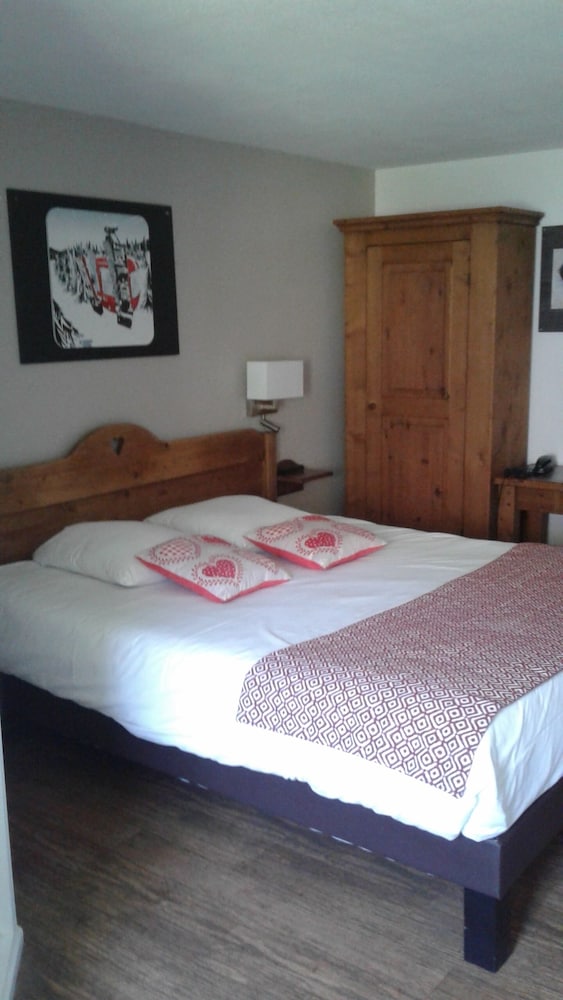 Hotel the Originals Porte de Geneve Annemasse Sud 12/54