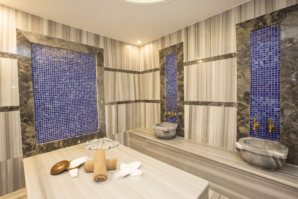 Alemeyn The Taksim Leons Hotel Cafe & Spa 13/28